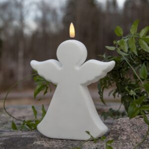LED Kerze Engel - Gartenfigur - 1 warmweiße LED - H: 18cm - Timer -...