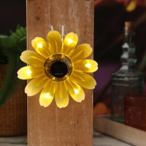 LED Solar Blume - hängend - Metall - 6 warmweiße LED - H: 14cm - Li...